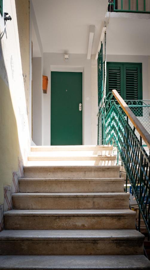 Vitelli Apartments And Rooms Split Exterior foto
